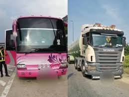 Penghidup elektrik (juga dipanggil motor penghidup atau sekadar penghidup sahaja) merupakan sebuah motor elektrik yang memberikan pergerakan putaran pada enjin pembakaran dalaman pada kereta atau motosikal sebelum ia boleh bergerak sendiri. Guna Hon Tenonet Boleh Didenda Penjara