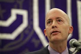 How much do Texas' college presidents earn