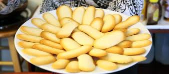 Cara membuat kue kering kaaastengels: Update Harga Kue Lidah Kucing Per Toples Semua Varian Daftar Harga Tarif