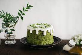 cake 濃抹茶戚風淋鮮奶油 talk less cake cake pops desserts