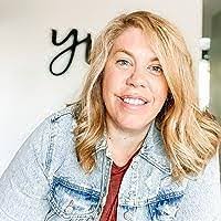 Hattie Flynn's Instagram, Twitter & Facebook