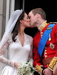 Kate middleton's dress cost 150,000 pounds. Kate Middleton S Wedding Dress How Much Did It Cost Who Is Designer Sarah Burton And Where Is It Now