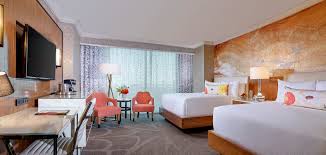 There is a lounge on 62 , i think you have to be coded by a host to get access. Mandalay Bay S Remodeled Hotel Rooms Give A Beach Vibe Year Round Las Vegas Blogs