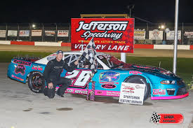 STEPHEN SCHEEL GRABS FEATURE WIN