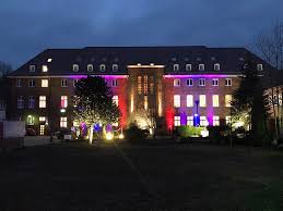 Müntz haus müntz haus nesselrode haus gritteren danielshof. Overbacher Adventsgeschehen Und Singen Herzog Kultur Stadtmagazin