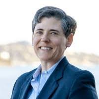 Julie Mcmakin's Instagram, Twitter & Facebook