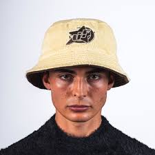 Undefined 1999 The Bob Yellow & Brown