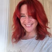 Laura Lockett's Instagram, Twitter & Facebook