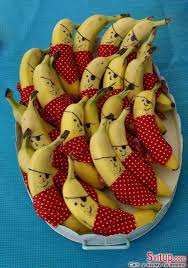 Sending guests off with a small photo gift gives thanks to those who supported the retiree's career over the years. Healthy Party Food 25 Creative Ideas For Kids Parties Dot Com Women
