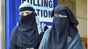 A wide variety of burqa design in pakistan options are available to you, such as supply type, clothing type, and material. Boris Johnson S Burka Jibe Why Do Some Muslim Women Wear The Veil Bbc News