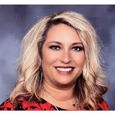 Jennie Chavez's Instagram, Twitter & Facebook