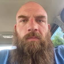 Does mustard help with BBQ meat smoking?