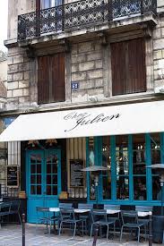 One Of My Favorite Right Bank Paris Restos Chez Julien Paris Great People Watching Paris Cafe Paris Decor Cafe Exterior