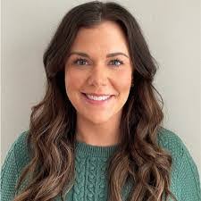 Leslie Hochberg's Instagram, Twitter & Facebook