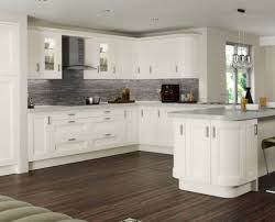 shaker kitchens  byles