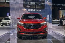 Test drive to find out why equinox is the perfect suv for your family. Chevy S Popular Equinox Gets Rs Trim Updated Appearance For 2021