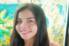 Laura tiene 24 años y un cáncer extraño y agresivo, necesita de 'buenos  corazones'