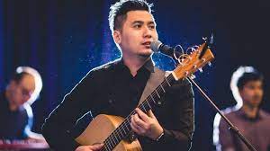 'ku yakin kau hadir di sini, 'ku rasakan kuasa yang tak terbatas. Chord Dan Lirik Lagu Kemenangan Terjadi Di Sini Franky Kuncoro Ku Yakin Kau Hadir Disini Tribun Manado