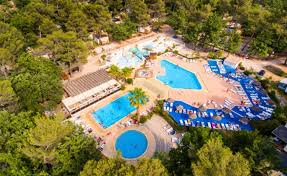 7 373 personnes ont déjà évalué tohapi. Domaine De La Sainte Baume Tarifs Et Avis Camping 83860 Nans Les Pins Camping And Co