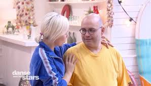 Extrait danse avec les stars du 21 septembre 2019 en savoir plus sur emmanuelle berne. Avis Et Reactions Yoann Riou Elimine Avec Emmanuelle Berne De Dals Le 19 10 2019 Danse Avec Les Stars Nouveautes Tele Com