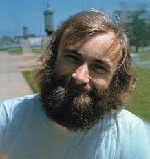 Thanks to my friend Mark who runs a great page dedicated to the solo  careers of the members of Genesis… He shared this really informative  article. As you all know I try