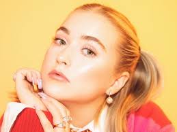 Lova pırlanta üreticiden aracısız olarak alışveriş imkanı sunuyor. Jesc 2012 Star Lova Sonnerbo Reported For Melodifestivalen 2021