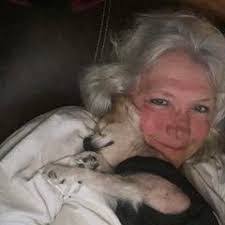 Brenda Pate's Instagram, Twitter & Facebook