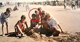 Jun 20, 2021 · antonella roccuzzo, the wife of lionel messi, has posted a touching video on her instagram account to wish her husband a happy father's day. Leo Messi E Antonella Roccuzzo Che Storia Innamorati Gia Da Piccoli Le Foto Sky Sport