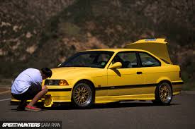 Image result for Racing Yellow 1994 Reliant
