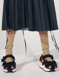 Mm6 Maison Margiela Pre Fall 2019 Fashion Show Maison Margiela Margiela Shoes Fashion