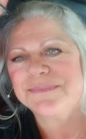 Sandy Denney's Instagram, Twitter & Facebook