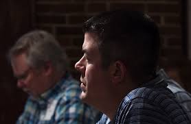 ANNUAL REPORT FY21-22 Connecting people and ideas for almost 50 years!