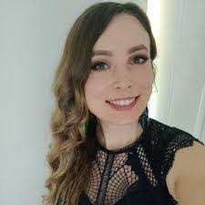 Jade Grace's Instagram, Twitter & Facebook