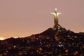 Coquimbo is situated in a valley 10 km (6 mi) south of la serena, with which it forms greater la serena with more than 400,000 inhabitants. Coquimbo Se Prepara Para Recibir A Miles De Turistas En Estas Fiestas Patrias 2018 Recorriendo