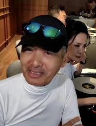 It was revealed that Chow Yun-fat's poor reputation in his later years was  caused by Chen Huilian, and his sister-in-law was a manager, with a small  structure and poor vision