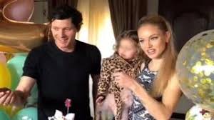 La figlia di #aldomontano infilza le bolle di sapone. Aldo Montano E Olga Plachina Un Fratellino Per La Piccola Olimpia Corriere Tv