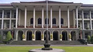 The following su policies were passed at ugms within the last 3 years and are currently active in the su. Guru Besar Ugm Meninggal Usai Positif Corona Istri Negatif