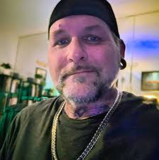 Who provides hydro dip or vinyl wrap services for large scale RC bodies in  Port St Lucie?