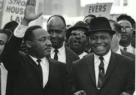 The Rev C L Franklin Father Of The Legendary Singer Aretha Franklin Right With Dr Martin Luther Kin African American History African History Black History