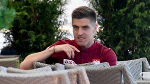 Sprawdź jego biografię i dowiedz się więcej na temat młodego sportowca. Krzysztof Piatek Opublikowal Zdjecie Ze Slubu Pokazal Fanom Jaka Suknie Miala Na Sobie Paulina