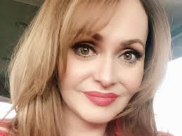 Her birthday, what she did before fame, her family life, fun trivia facts, popularity rankings, and more. Gabriela Spanic Posa Sin Ropa Y Recibe Criticas