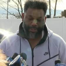 TEEN TRAGEDY: The father of 15-year-old Jomani “Jo-Jo” Wright, who was  killed in a car crash in #Uniondale, speaks to News 12. Link in bio for  more.