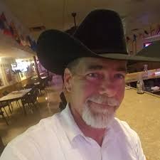 Where to purchase a live edge slab for a shelf in Belton, Texas?