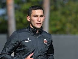 Последние новости из жизни игрока тарас степаненко. Taras Stepanenko Parallelnye Miry Sushestvuyut