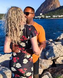 Jun 21, 2021 · refugiada por causa da lgbtfobia e da violência do estado de moçambique, lara foi agredida e viu amigas sendo mortas e estupradas por sua sexualidade. Jairo Bonfim Comemora 1Âº Ano Casado Com Juliana Entretenimento Pleno News