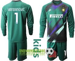 Buy inter milan football shirts and merchandise from the official inter online store. Uniformes Inter Milan Verde Oscuro Portero Handanovic 1 Manga Larga Nino Kit 2020 2021 Tienda Uniformesfutbol Com