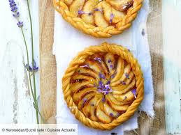 Il faut que la pâte adhère bien aux pommes. Tarte Aux Pommes Pate Sablee Facile Decouvrez Les Recettes De Cuisine Actuelle