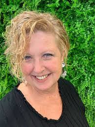 Wendy Bieber's Instagram, Twitter & Facebook