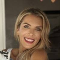 Cecilia Manzo's Instagram, Twitter & Facebook