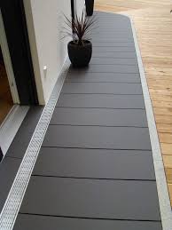 Terrassenplatten Aus Keramik Langlebig Und Farbecht Gartengestaltung Ideen Terrassenfliesen Terrassenplatten Gartendesign Ideen